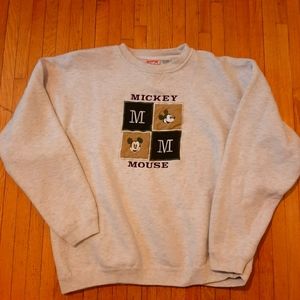 VINTAGE MICKEY MOUSE CREWNECK SWEATER